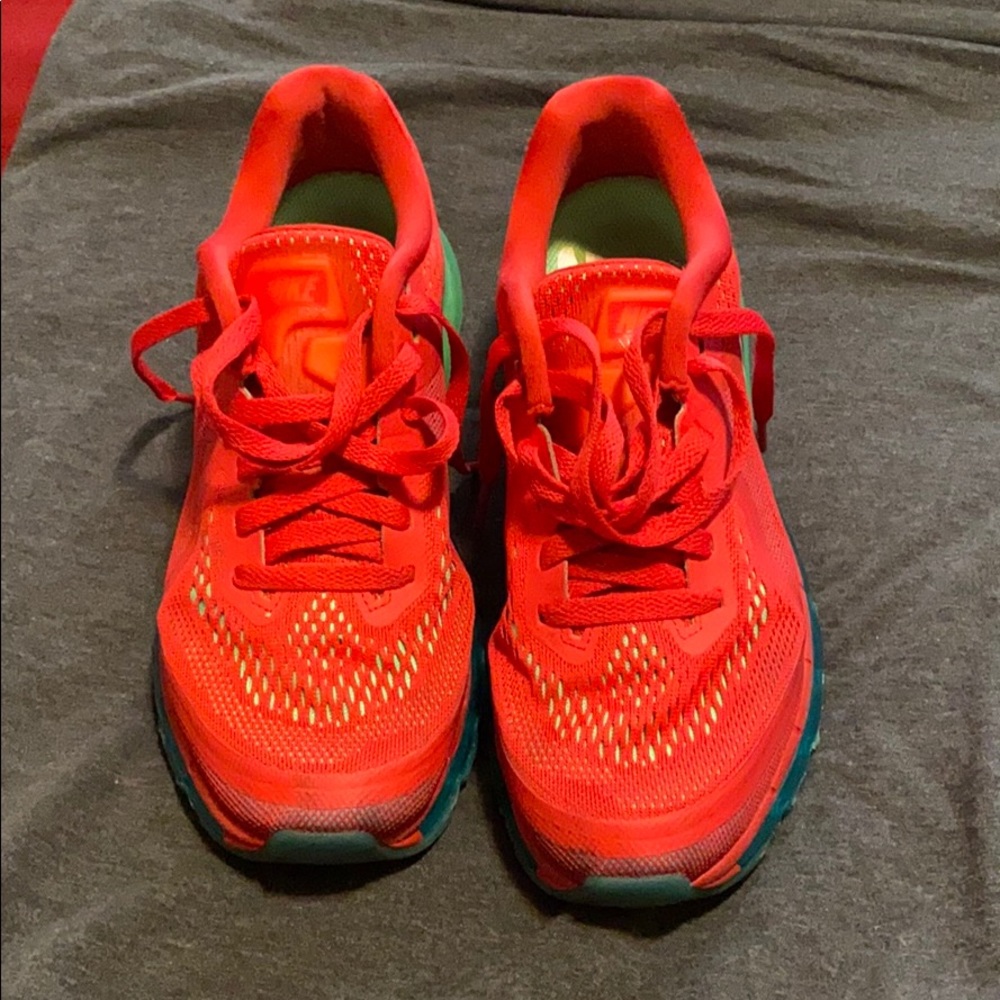 Nike running shoes. Neutral Ride